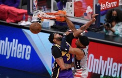 【大发扑克】扣上瘾了？八村塁快攻单臂扣翻浓眉 湖人本场被扣第三人