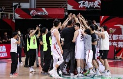 【大发扑克】粤媒：这是广东11冠中最艰难的赛季 向拼搏到最后的勇士们致敬