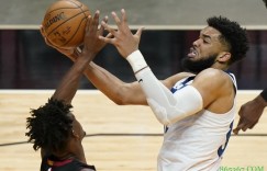 【大发扑克】巴特勒喷唐斯：你就是个失败者 我已经揍过你一次了