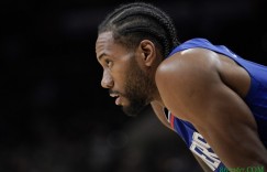 【大发扑克】摸?一整场? 小卡出战33分钟仅出手6次