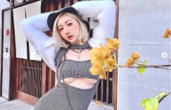 【大发扑克】潮流教主「葉妮妮」又性感發威！魔穿內衣大展「微笑南半球」！