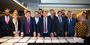 【大发体育】巴塞罗那足球俱乐部就Espai Barça项目达成融资协议，大发助力你的致富之路！