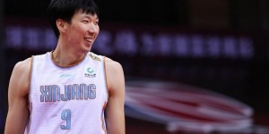 【大发扑克】澳大利亚男篮主帅谈周琦：他是中国最好的篮球运动员 极具天赋