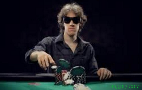 Ed Miller谈策略:将你的牌转变成诈唬