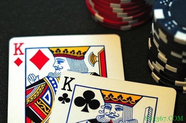 德州扑克我拿KK从来就没赢过！