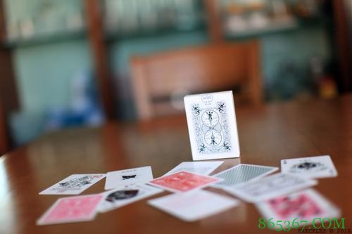 德州扑克河牌圈的check是不是太紧弱了?