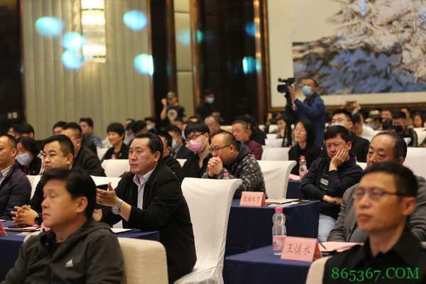 济南市智力扑克运动协会揭牌暨济南首届“黄河杯”智力扑克系列赛开赛仪式取得圆满成功!