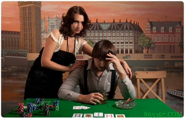 德州扑克玩家要学会打牌顾家两不误