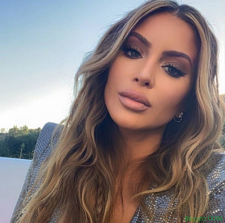 比斯利本周日终于解禁复出 怎奈已与皮蓬前妻分手&互相取关