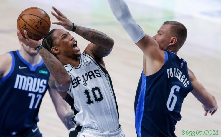 ?东契奇22+12+12 德罗赞30+11 独行侠力克马刺迎4连胜