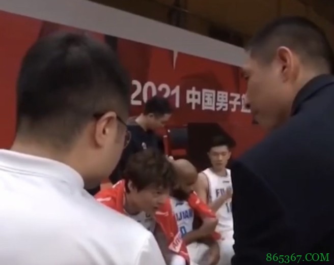 官方：朱世龙暂停时使用不当言论被通报批评&罚款1万