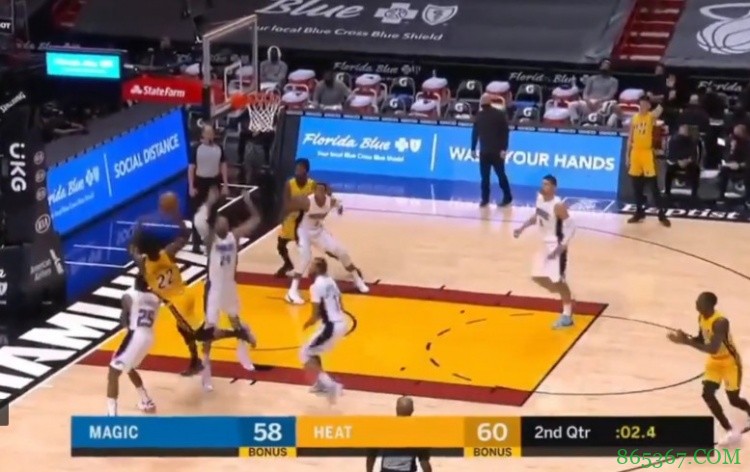 XJBT!巴特勒空中对抗后疯狂舞动扔进高难度2+1