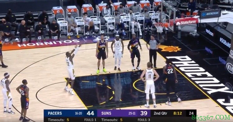 Welcome Back!勒韦尔罚球命中 拿下步行者生涯首分