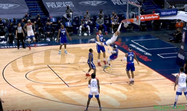 今日最佳！海耶斯接莺歌击地妙传死亡隔扣雷吉-杰克逊