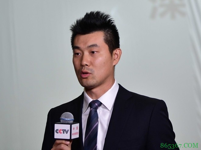 杨毅：我来拦着点儿王仕鹏 干足球、干篮球的都可以评价对方