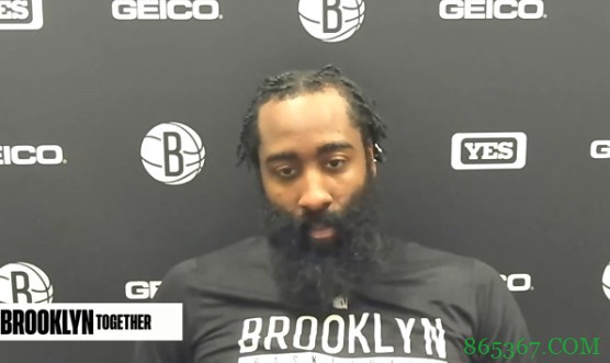 哈登谈逆转：控制住了失误 最重要的是命中了关键投篮