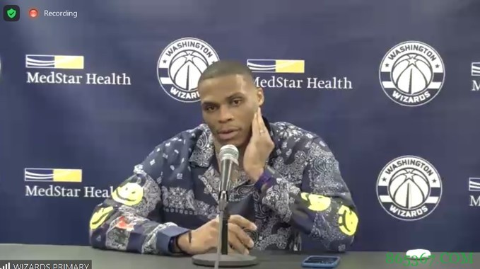 何时打破历史三双纪录?威少:我只想进季后赛 仅此而已