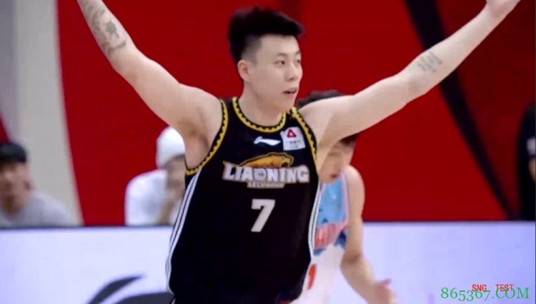 突然炸裂！张镇麟拆炸弹压哨三分&突破强势扣篮2+1