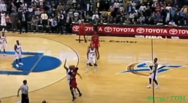 14年前的今天:鲁芬离谱抛球助皮特森命中不可思议绝平三分