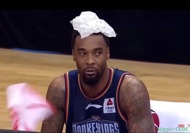 ?摩尔特里比赛期间头顶冰块 专家强调:切勿模仿!危险!⚠️