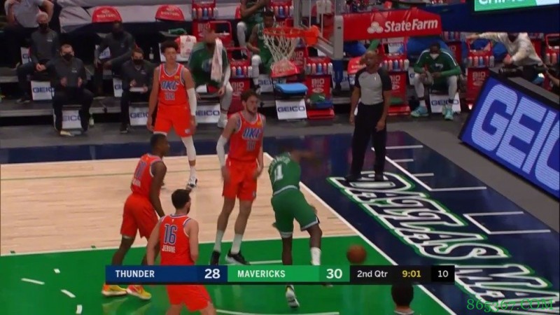 ?铂金19+13 哈达威19+6 独行侠轻取雷霆收获3连胜