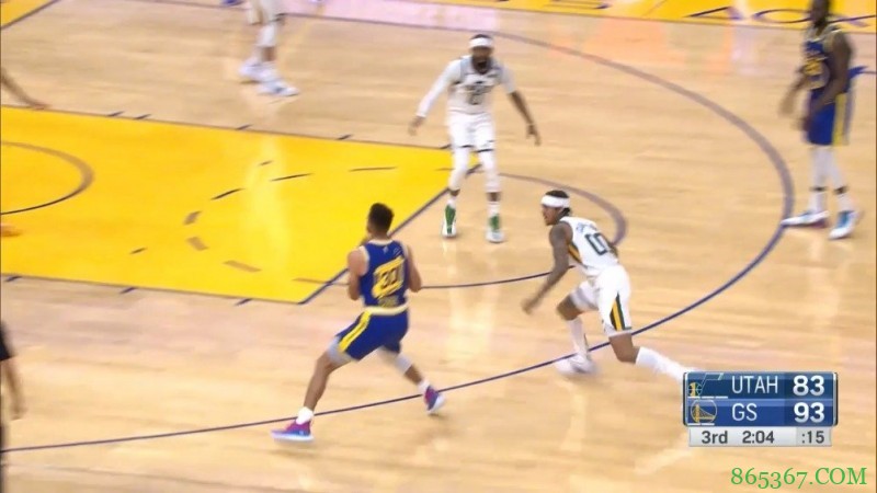 ?库里32+5+9 维金斯28分 戈贝尔24+28 勇士战胜爵士终止4连败