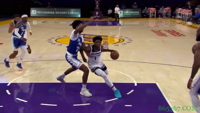 ?詹姆斯25+12+12 哈雷尔25+6 唐斯29+6+7 湖人主场擒狼