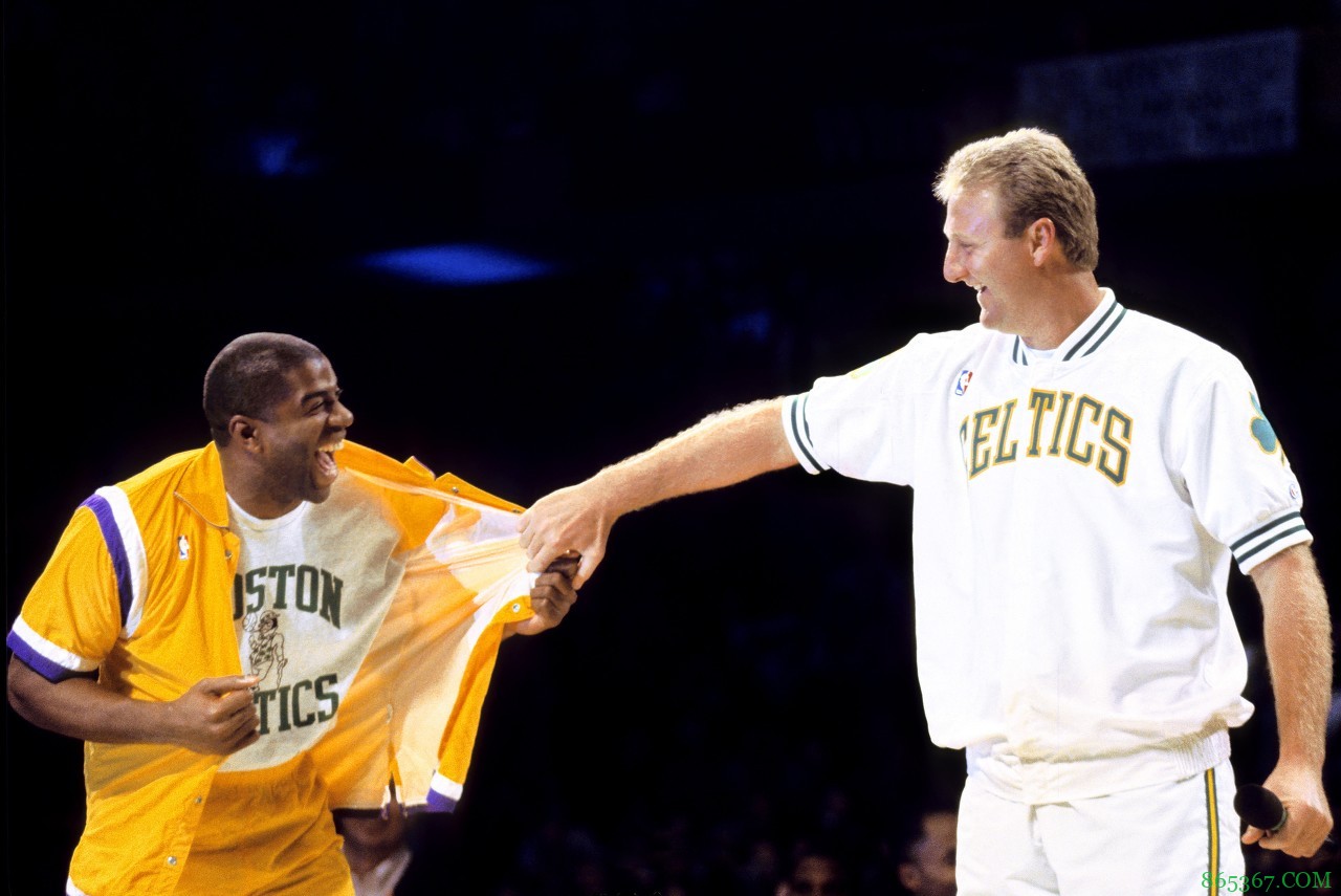 1979年的今天 魔术师和伯德在NCAA总决赛的舞台上相遇