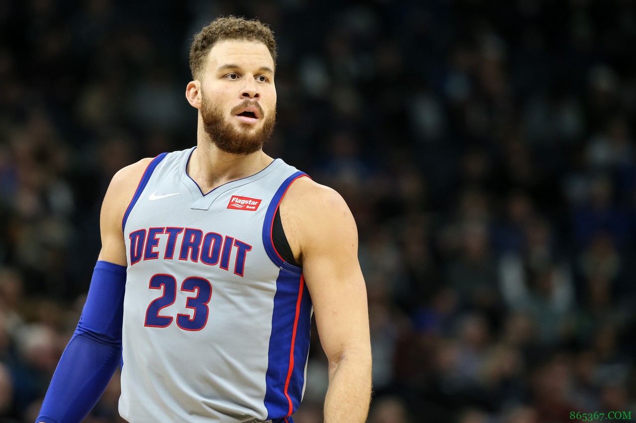 格里芬：在生涯这个时间点能适应不同角色 小球会打五号位