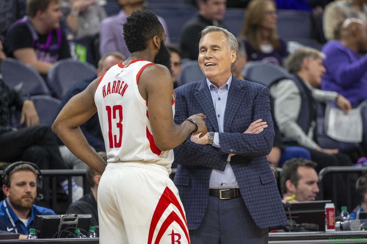 小范甘迪：当年那支火箭不止有哈登 德安东尼也很出色