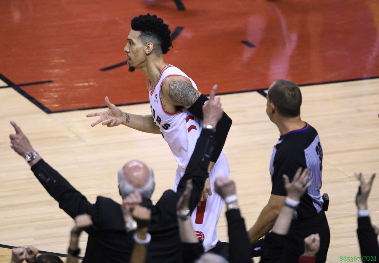 铁林感叹:都两年了 还没拿到猛龙总冠军?