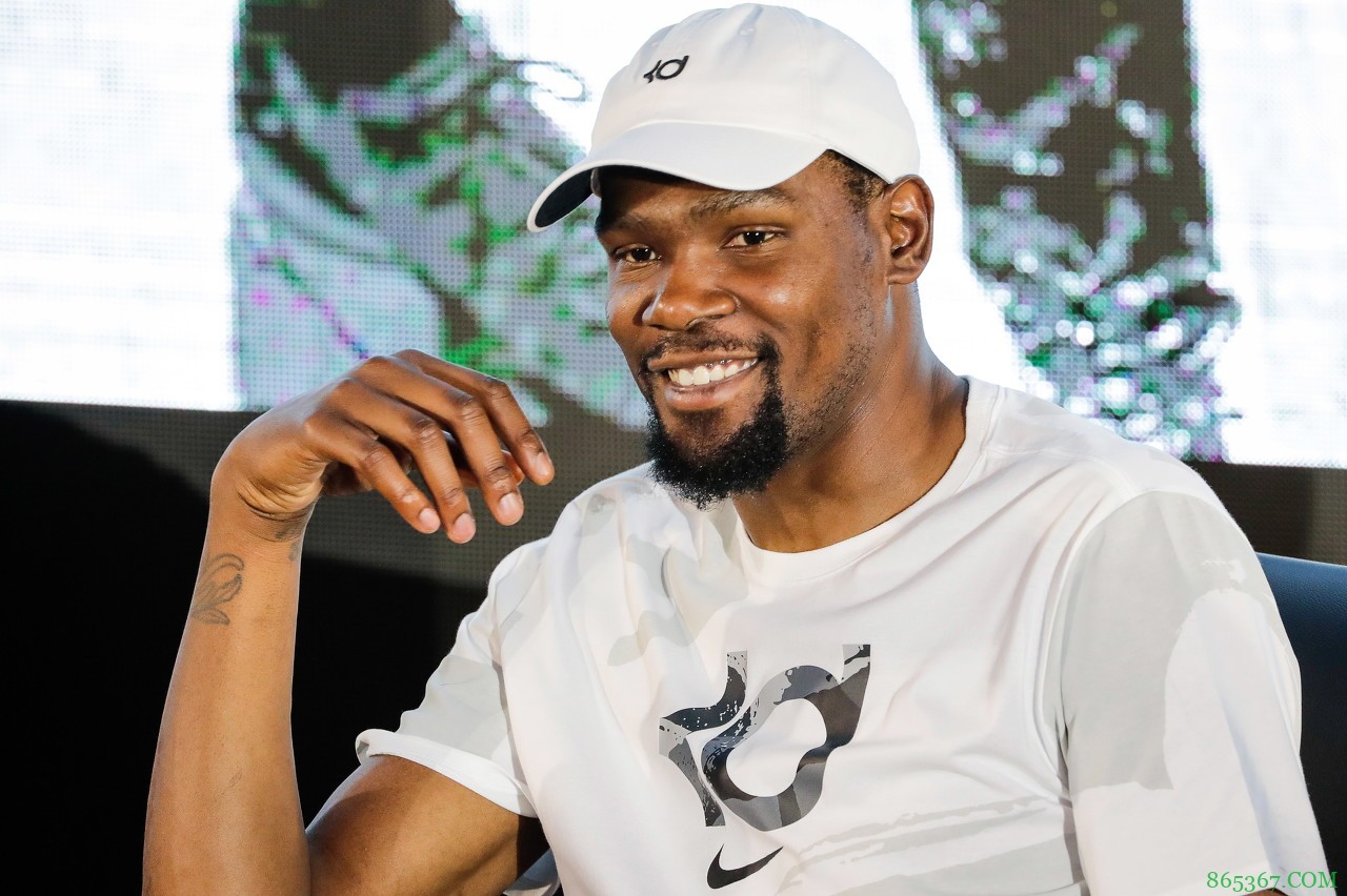 网友再晒KD10年前推特并@本人：什么变了？ 杜兰特：过去了10年