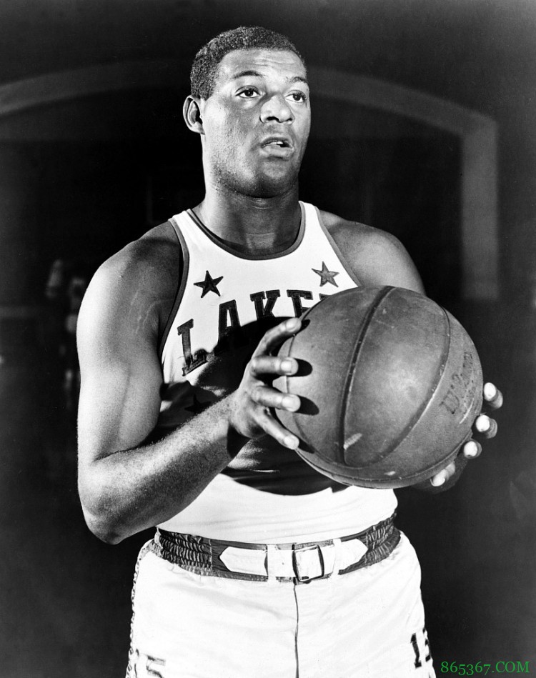 命运总爱开玩笑！悲情王者贝勒爷 无冕之神永流芳