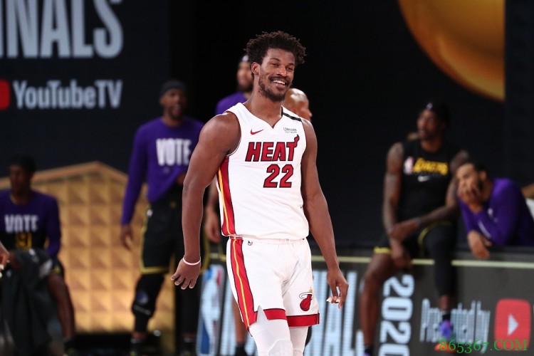 【大发体育评选】3月17日NBA最佳球员：利拉德