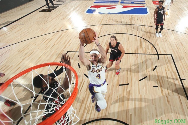 【人物志】卡鲁索：从发展联盟到NBA 洛杉矶球迷宠儿秃曼巴