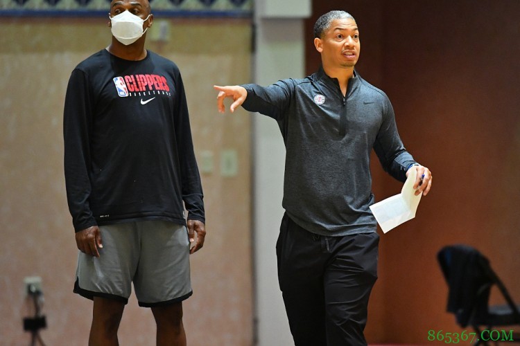 泰伦-卢:仍在思考如何优化阵容搭配 还未确定隆多的使用方式