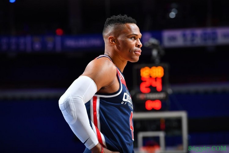 真的尽力了！威少近6场场均26.6+6.6+12.1 奇才1胜5负