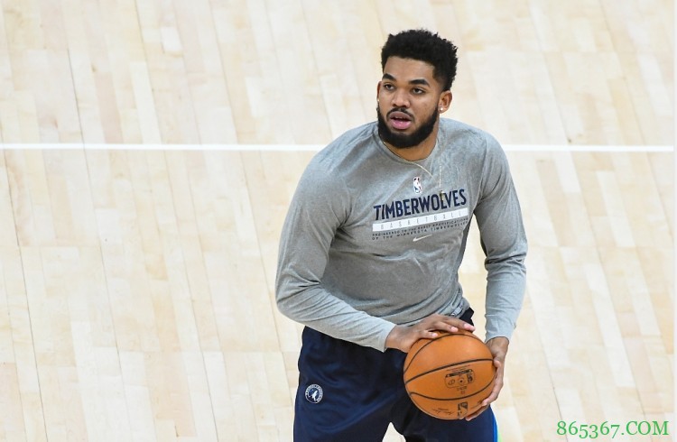 唐斯谈三分8中2:不清楚为何手感不好 会继续出手投篮