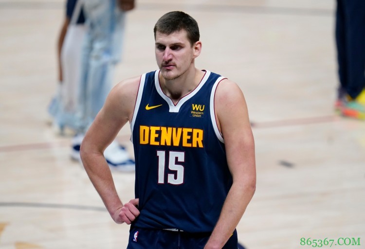 约基奇本赛季已10次砍下35+ 队史09-10赛季甜瓜后首人