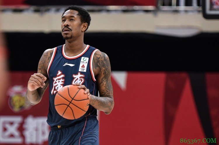 广东官方：马尚-布鲁克斯跟腱断裂 赛季报销