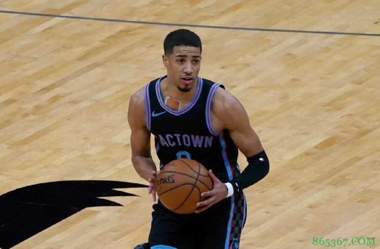 沃顿:哈利伯顿今日出场时间仍有限制 白边可出战