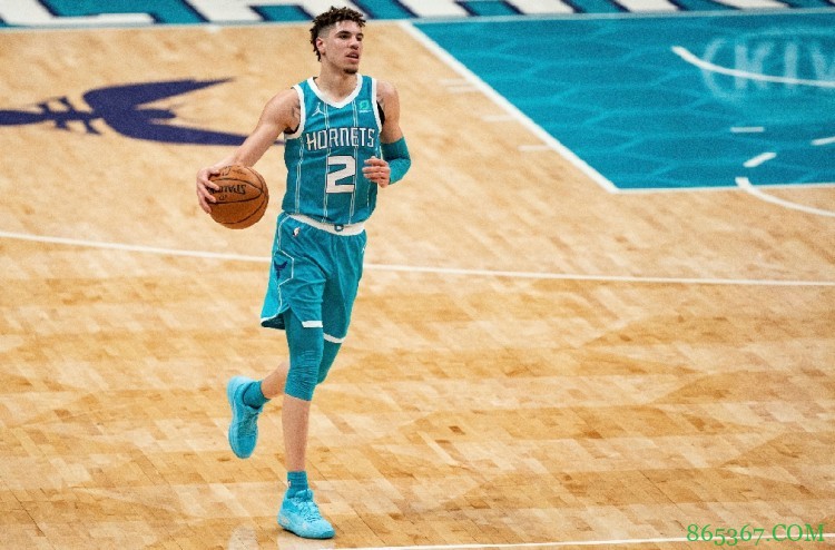 三球：对上詹姆斯不会感到特别兴奋 我只想赢得胜利