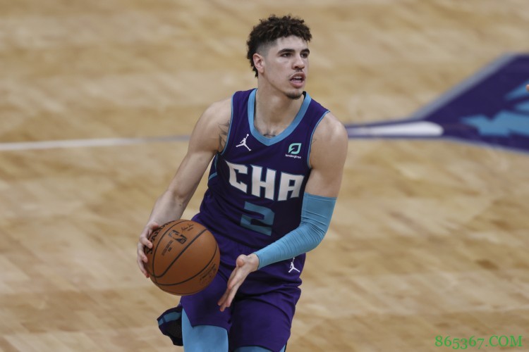 杰伦-罗斯：勇士曾在选秀夜告诉三球会选他 但最后改变了主意