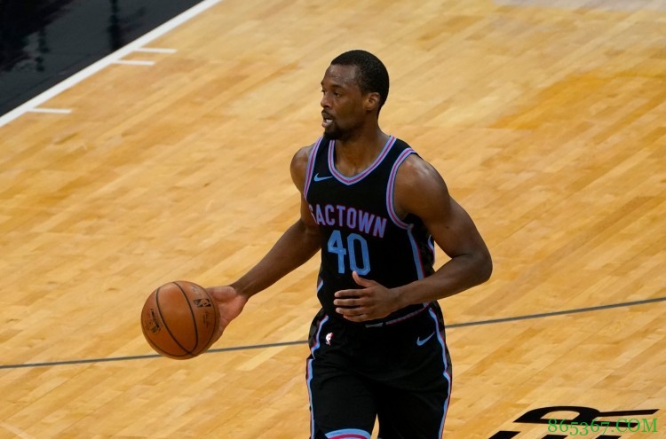 有点东西!巴恩斯10中1得2分 正负值+26冠绝全场