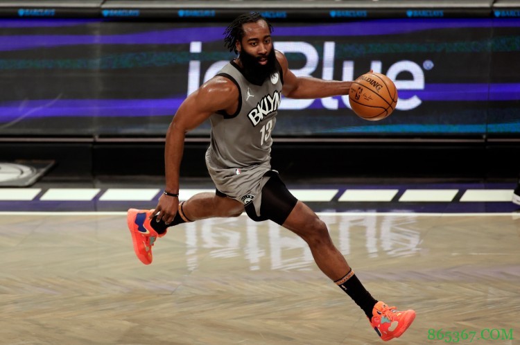 海伍德:哈登是行走的三双机器 他就是现在篮网队的MVP