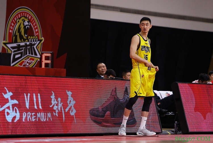 吉林官方:代怀博将因伤缺席今晚对阵浙江的比赛