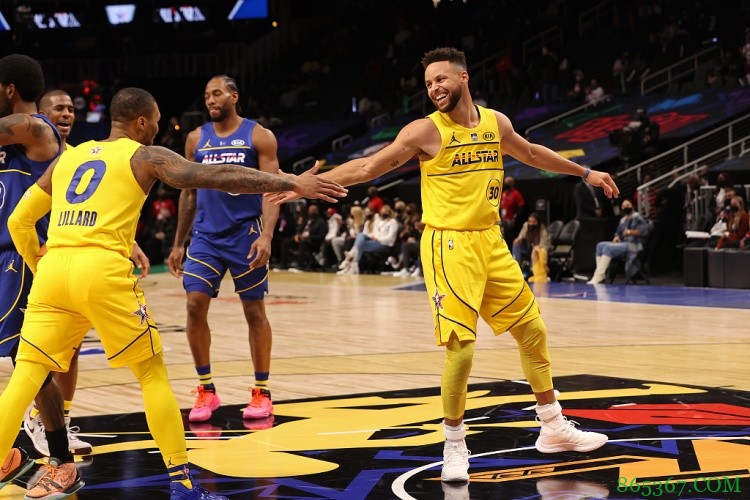 名嘴:NBA历史有很多伟大射手 但是库里第一利拉德第二其他随意