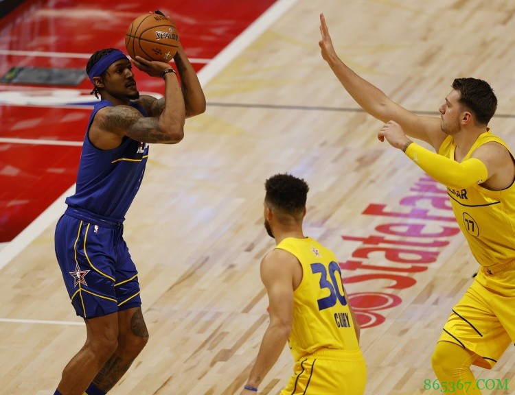 比尔：享受场上的每一秒 塔图姆永远是我的兄弟