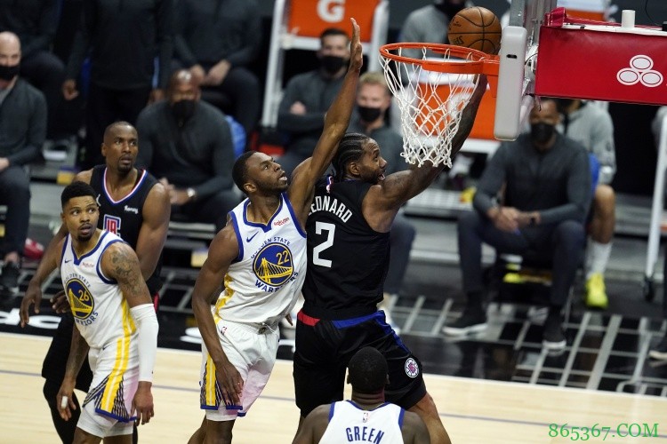 巴克利:卢和里弗斯有何不同? 小卡:他们是两个不同的人