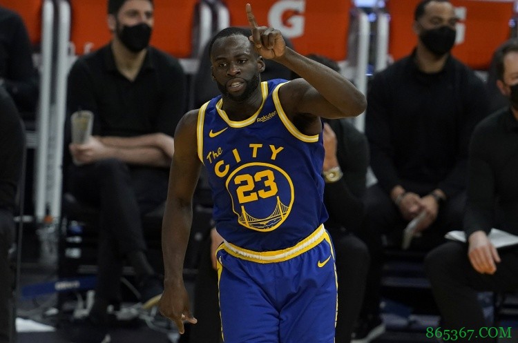 追梦三双时场均得到14.2分 为史上至少20次三双球员中最低的